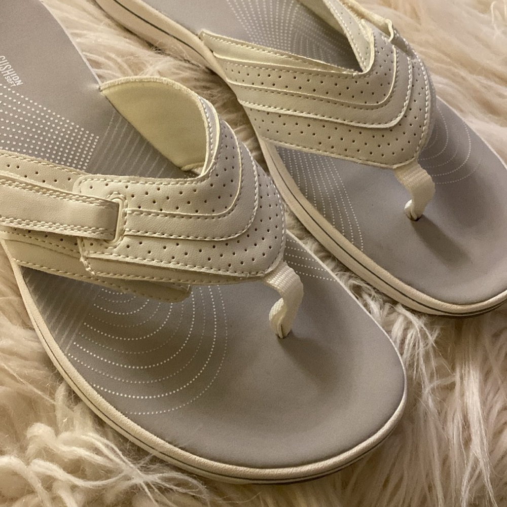 Clarks Cloud Steppers - image 4